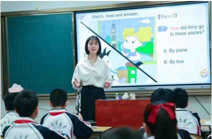 弘揚師德師風(fēng)  做新時代“四有”好老師丨廣外首屆師德標(biāo)兵